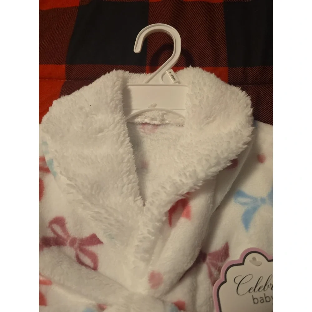Celebrity Baby Plush Robe, Soft And Cozy With Bows 0-6 months